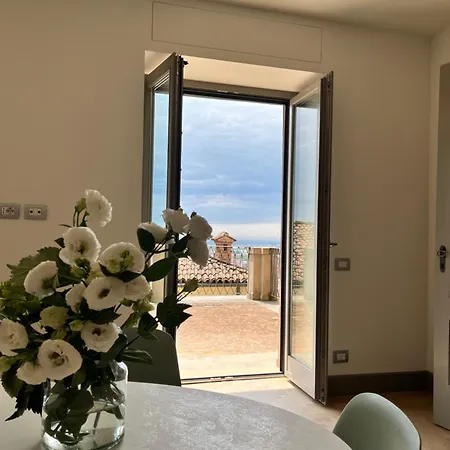 Lejlighed Palazzo San Giacomo *