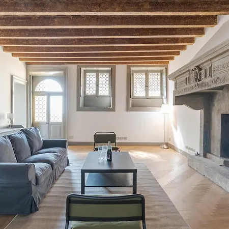 Palazzo San Giacomo Appartement